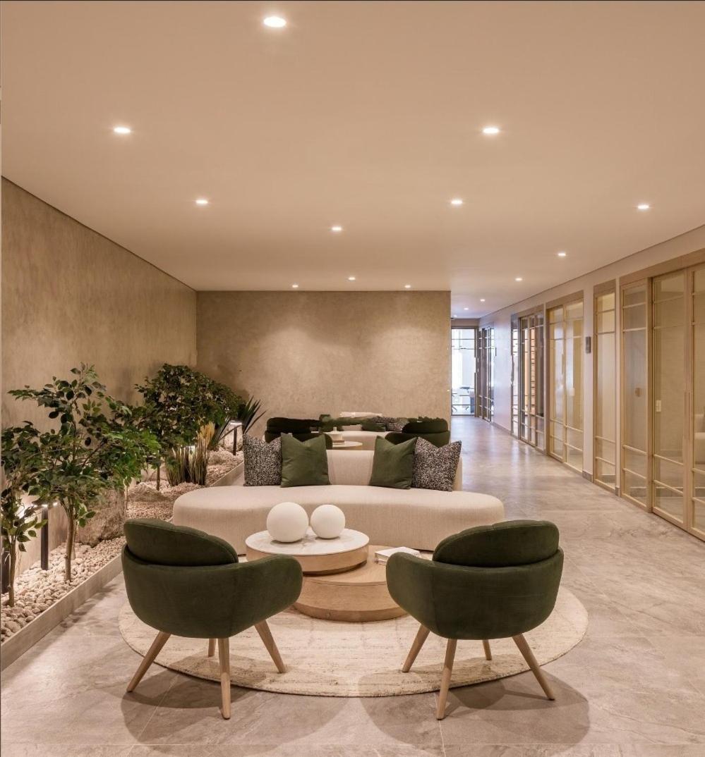 Le Parc Residences With Hotel Services Кіто Екстер'єр фото